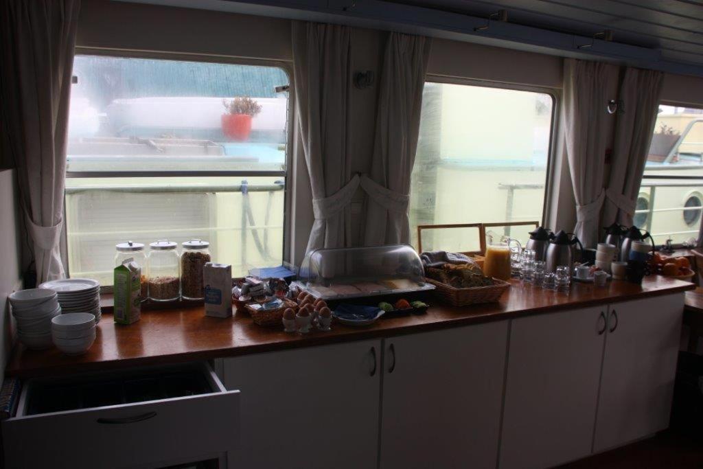 Hotelschip Gandalf Ámsterdam Exterior foto